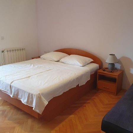 B&B Maestral Rab Rab Town Luaran gambar