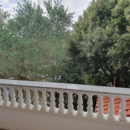 B&B Maestral Rab Rab Town Luaran gambar