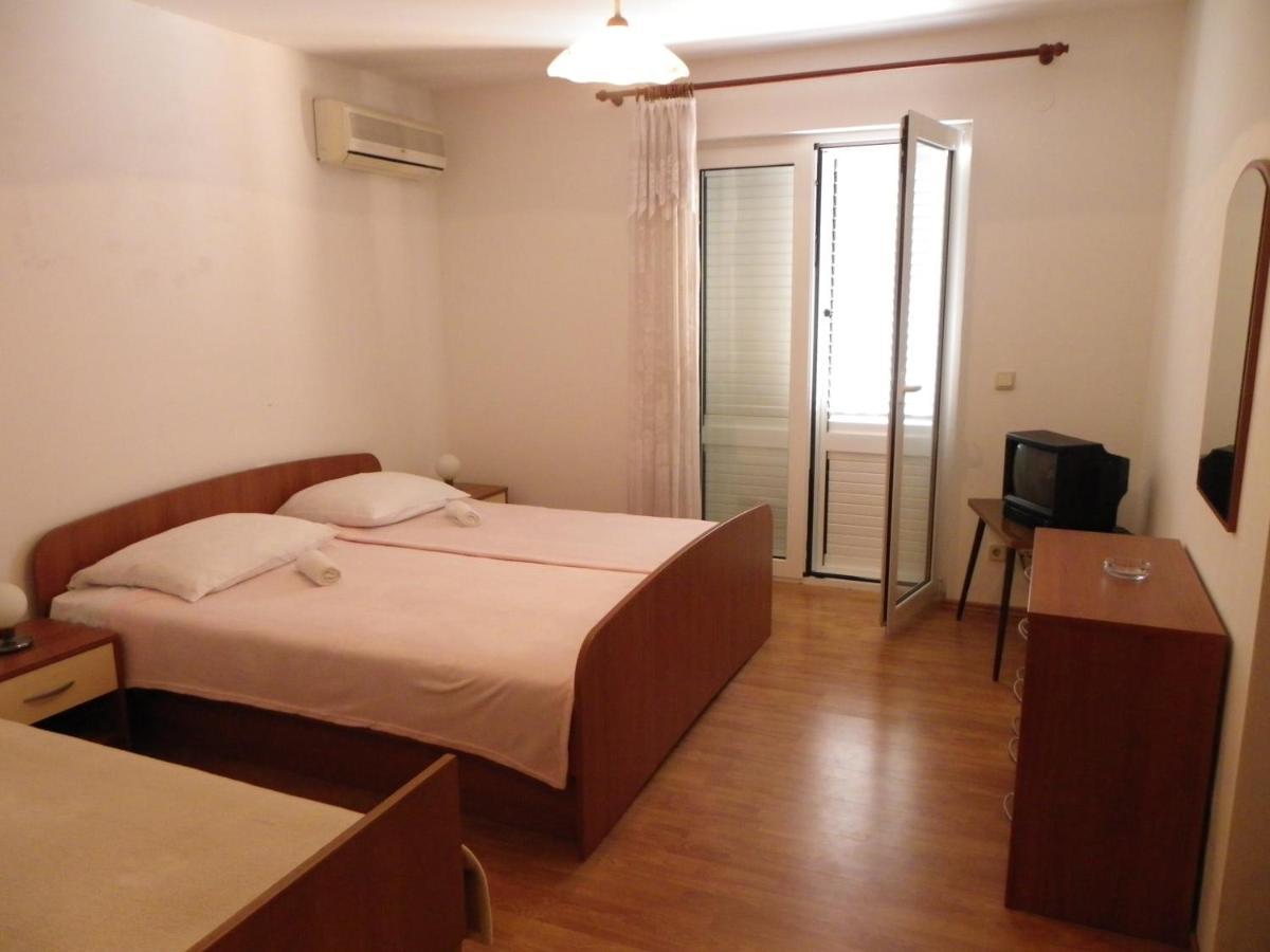 B&B Maestral Rab Rab Town Luaran gambar